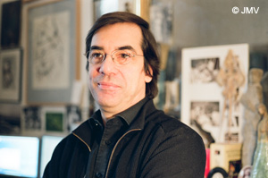 Portrait d'Olivier Smolders, réalisateur du film Voyage autour de ma chambre.