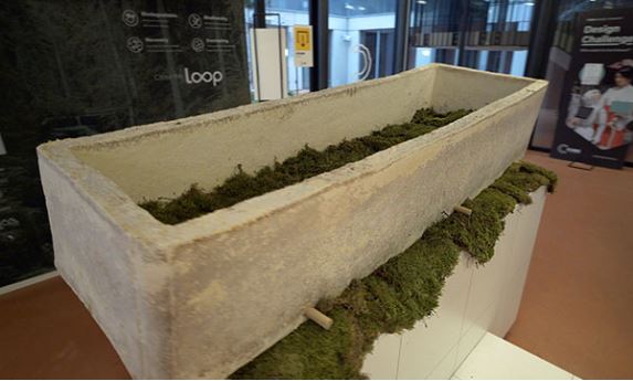 Composter la mort : un retour à la terre