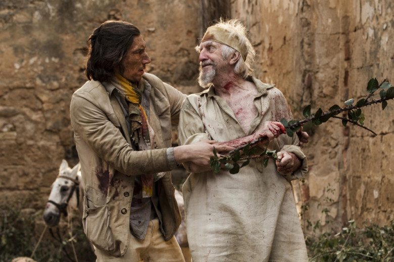 Adam Driver et Jonathan Pryce dans L'Homme qui tua Don Quichotte