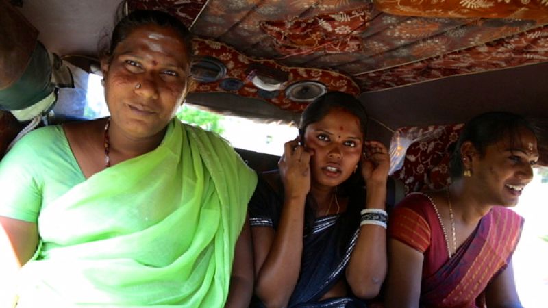 Guru. Une famille hijra