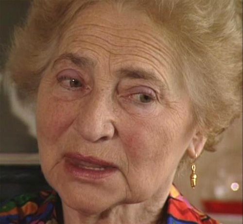 Couverture de l'article Projections - L'histoire d'espoir de la résistante armée Sarah Goldberg