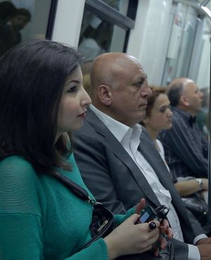 Displaced de Volkan Üce