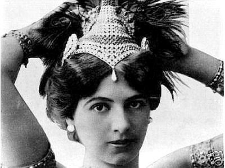 Couverture du film Mata Hari, mythe et réalité d'une espionne