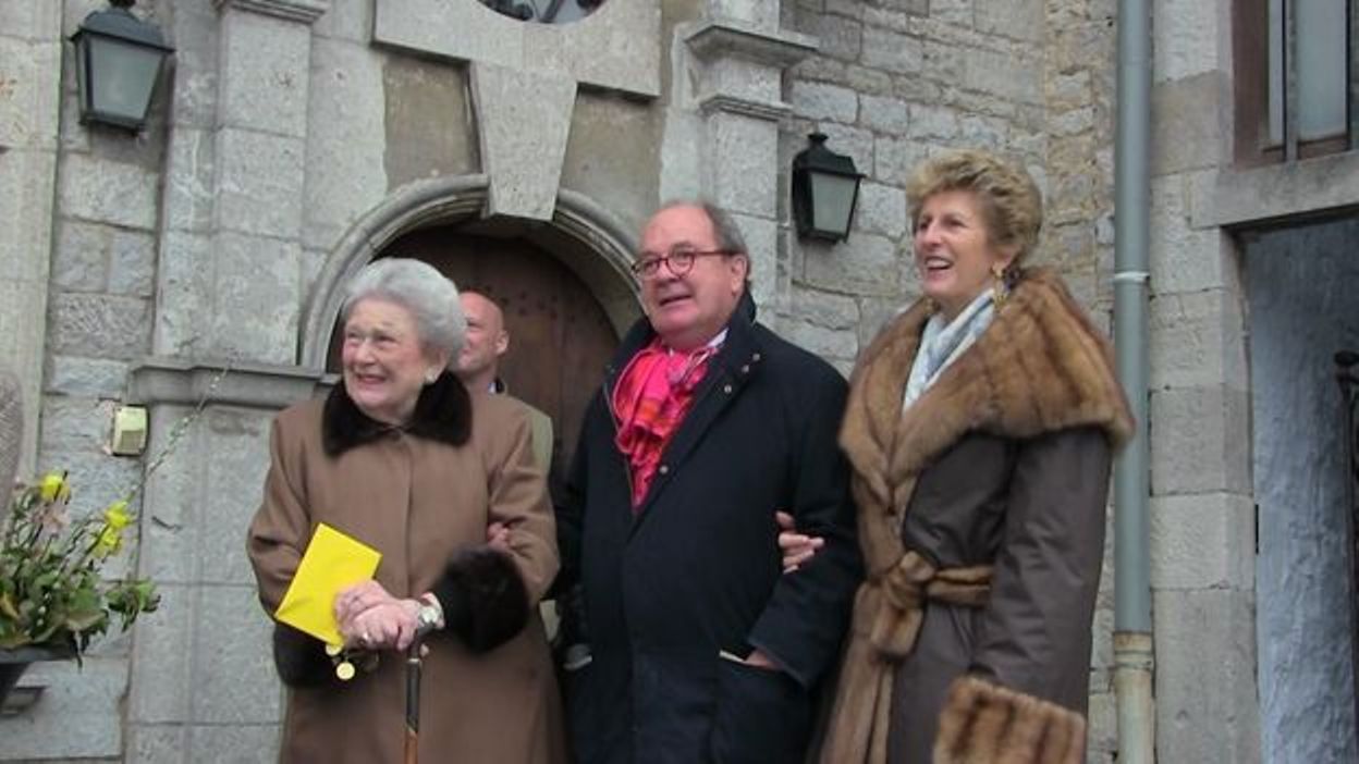 Couverture du film Vies de château