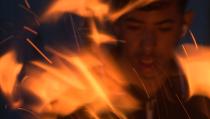 Sous le feu