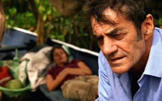 Les Tremblements lointains