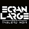 Ecran large sur tableau noir