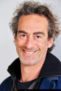 Bertrand Kahn