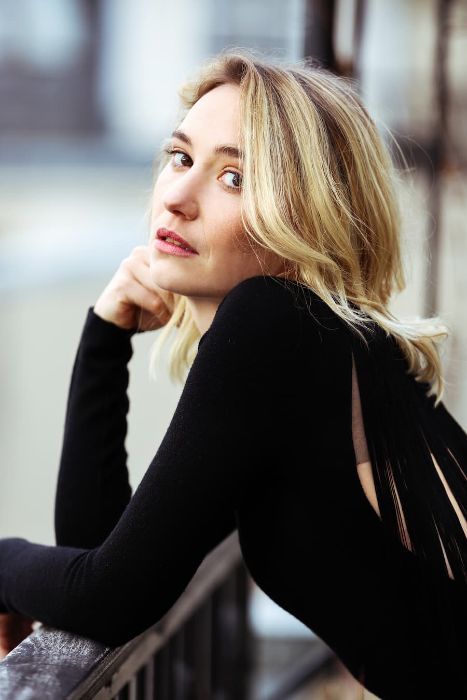 Déborah François